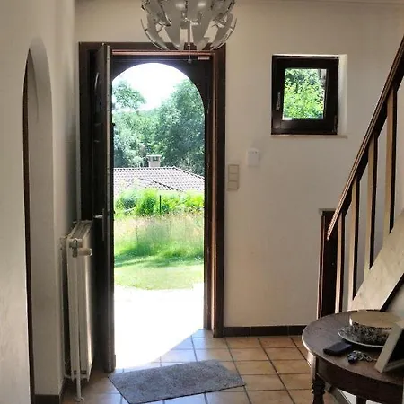 民宿 Familiale Avec 2 Dans - Quartier Et Boise - 5 Kms De