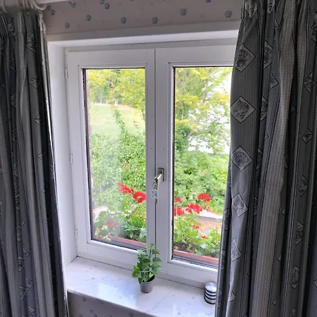Familiale Avec 2 Dans - Quartier Et Boise - 5 Kms De Homestay Namur