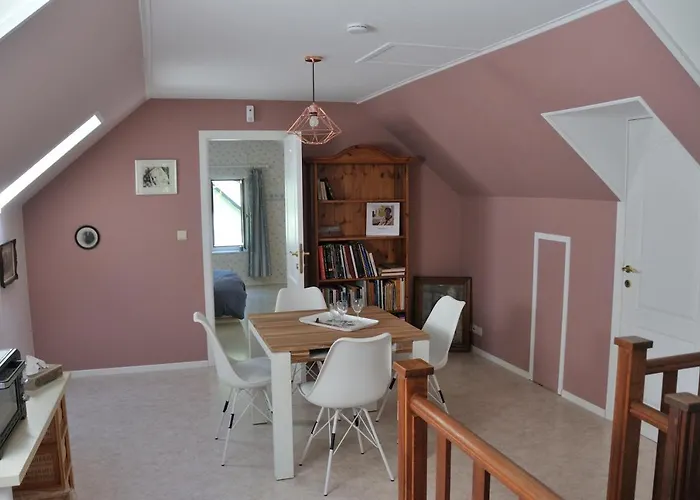 Familiale Avec 2 Dans - Quartier Et Boise - 5 Kms De * 那慕尔