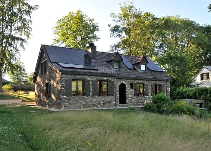 Familiale Avec 2 Dans - Quartier Et Boise - 5 Kms De Homestay Namur